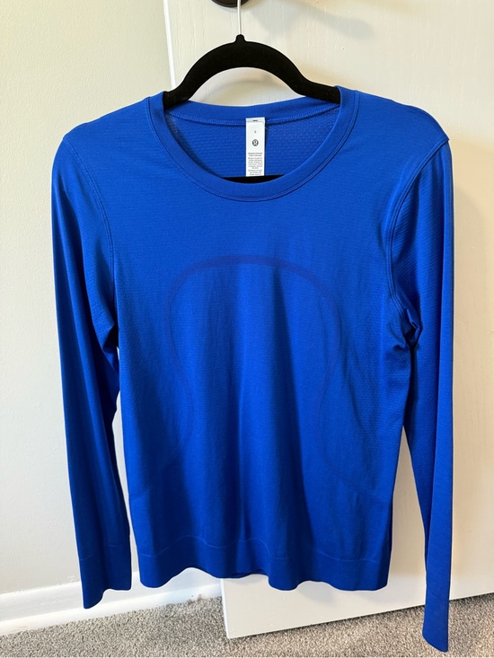 lululemon athletica Tops - Lululemon Women’s Swiftly relaxed long sleeve shirt hip length size 6